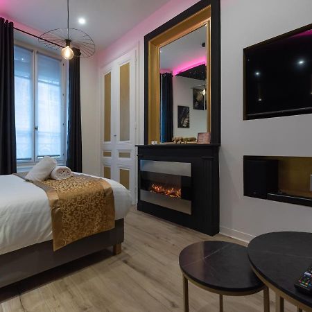 Appartement Chic Proche Bellecour Avec Parking ลียง ภายนอก รูปภาพ