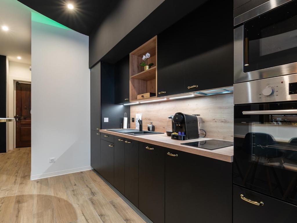 Appartement Chic Proche Bellecour Avec Parking ลียง ภายนอก รูปภาพ